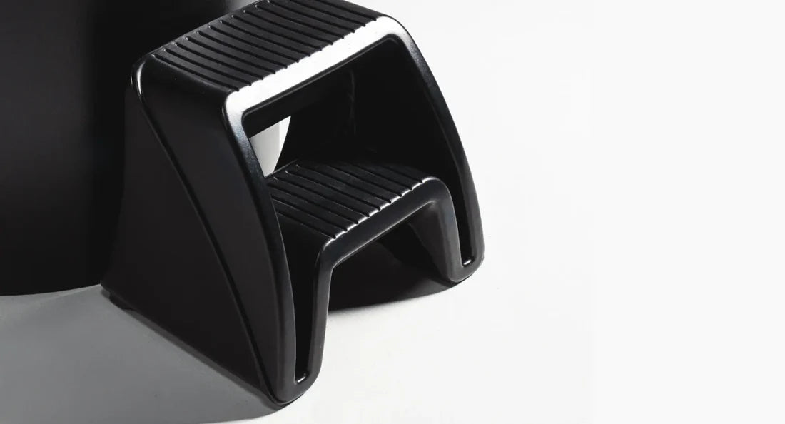 STEP STOOL