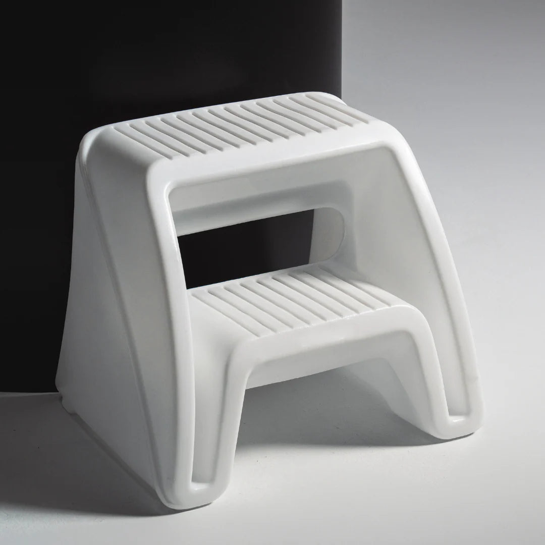 STEP STOOL